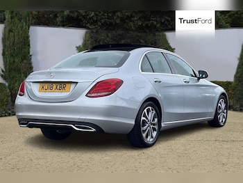 Used Mercedes-Benz C Class 2018 for sale - 76355589: Photo