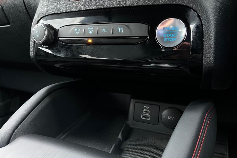 Used Ford Kuga 2025 for sale - 77505711: Photo 35