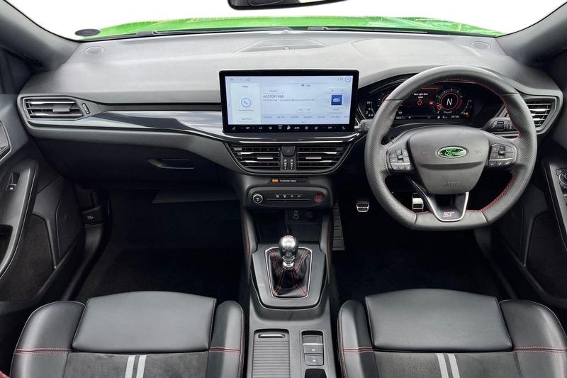 Used Ford Focus 2023 for sale - 76131354: Photo 10