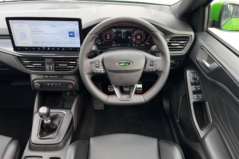 Used Ford Focus 2023 for sale - 76131354: Photo 11