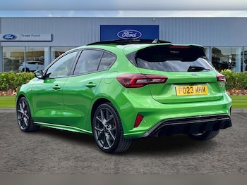 Used Ford Focus 2023 for sale - 76131354: Photo 2