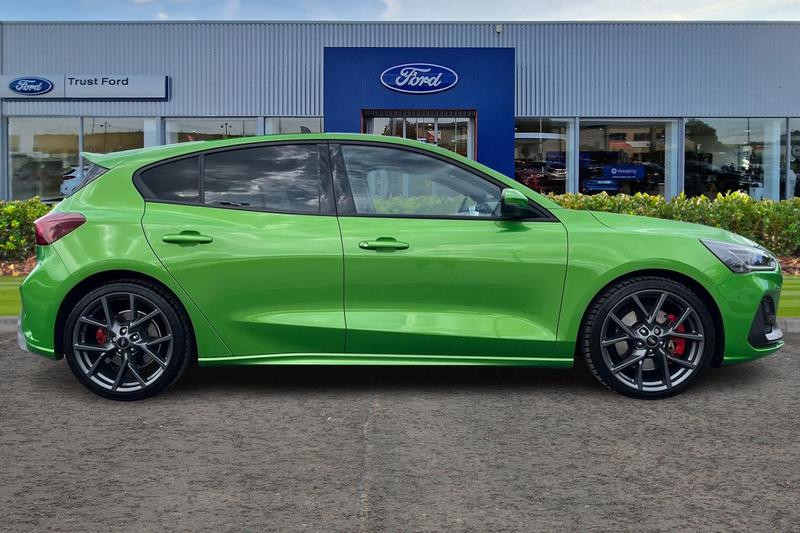 Used Ford Focus 2023 for sale - 76131354: Photo 3