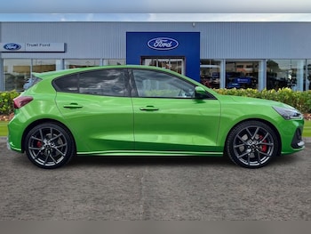 Used Ford Focus 2023 for sale - 76131354: Photo 3