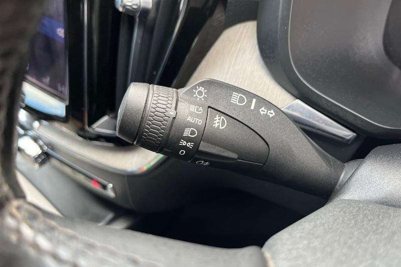 Used Volvo XC60 2021 for sale - 78015419: Photo 14