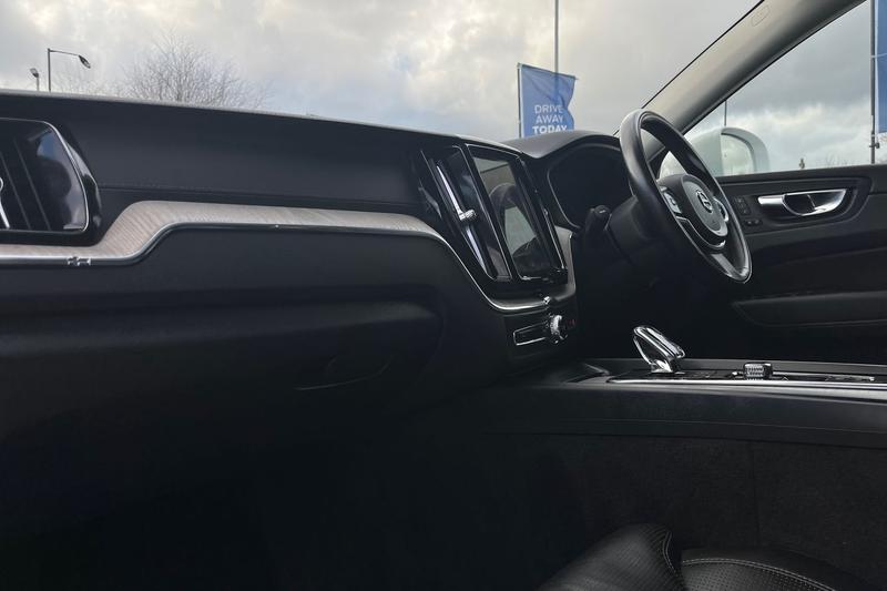 Used Volvo XC60 2021 for sale - 78015419: Photo 18