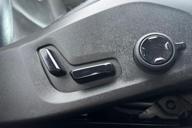 Used Volvo XC60 2021 for sale - 78015419: Photo 36