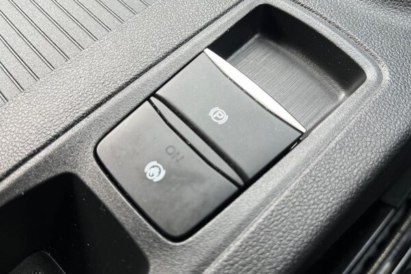 Used Ford Kuga 2022 for sale - 76234910: Photo 36