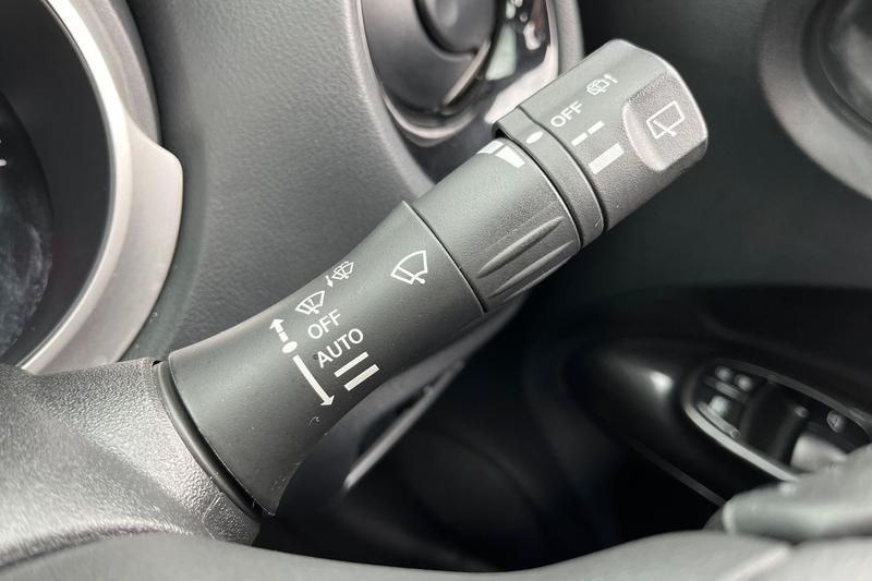 Used Nissan Juke 2016 for sale - 76089691: Photo 15