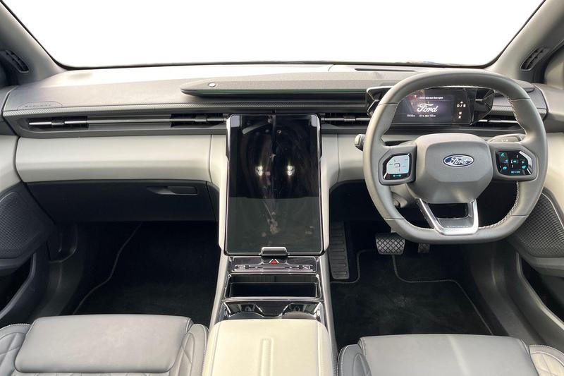 Used Ford Explorer 2024 for sale - 76621541: Photo 10