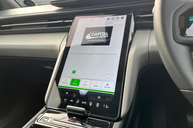 Used Ford Explorer 2024 for sale - 76621541: Photo 26