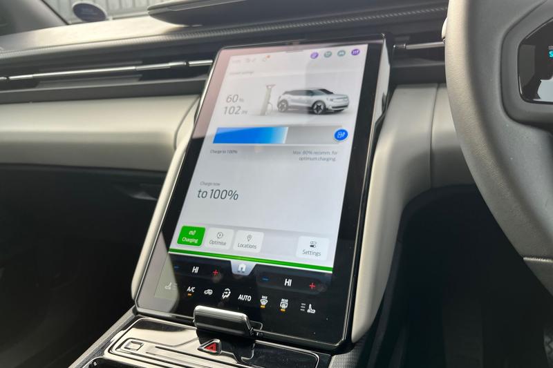 Used Ford Explorer 2024 for sale - 76621541: Photo 28