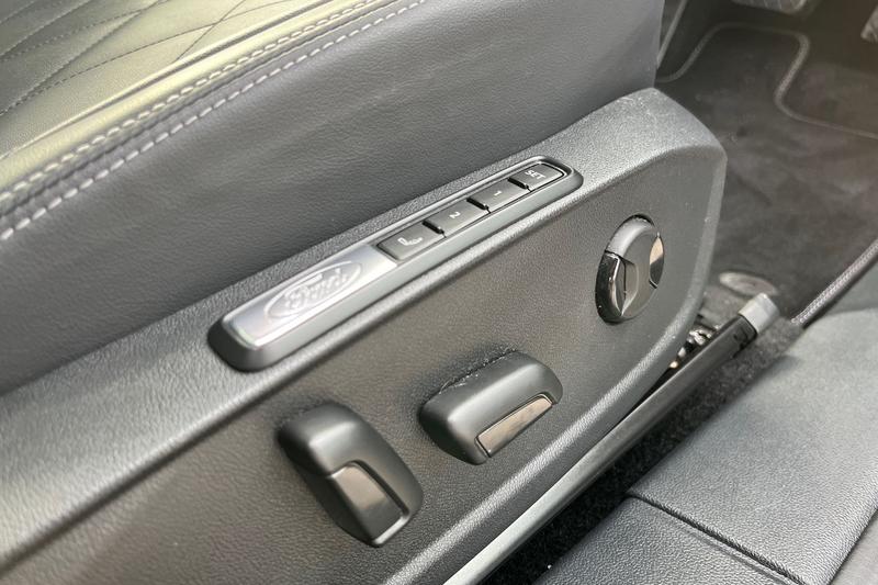 Used Ford Explorer 2024 for sale - 76621541: Photo 35