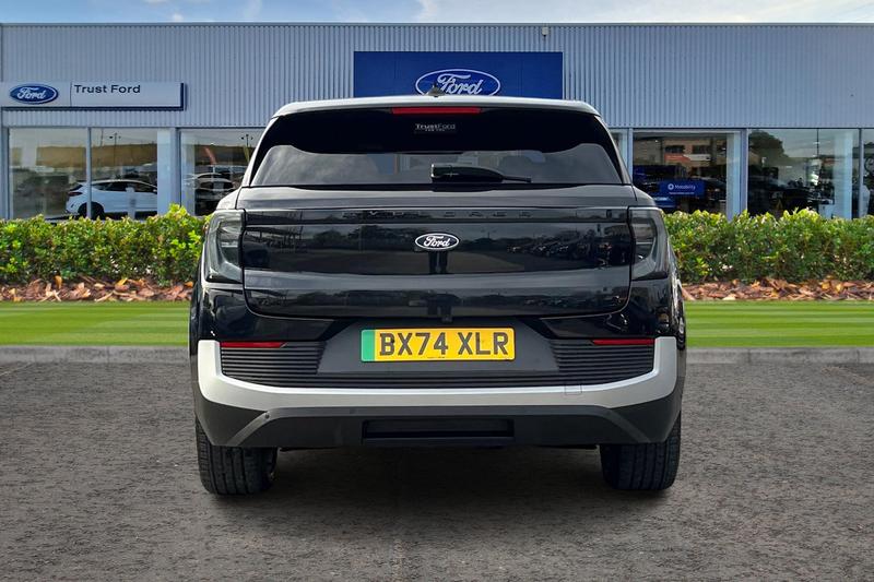 Used Ford Explorer 2024 for sale - 76621541: Photo 7