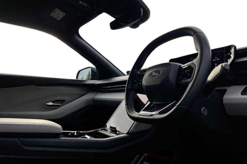 Used Ford Explorer 2024 for sale - 76621541: Photo 9