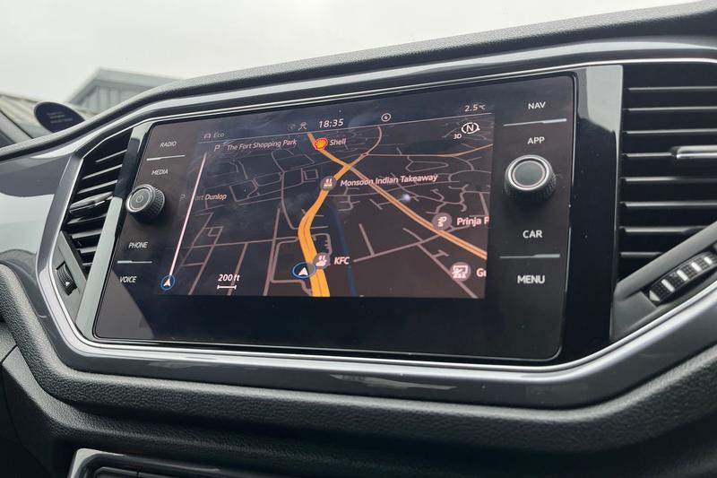 Used Volkswagen T-Roc 2021 for sale - 77427264: Photo 25