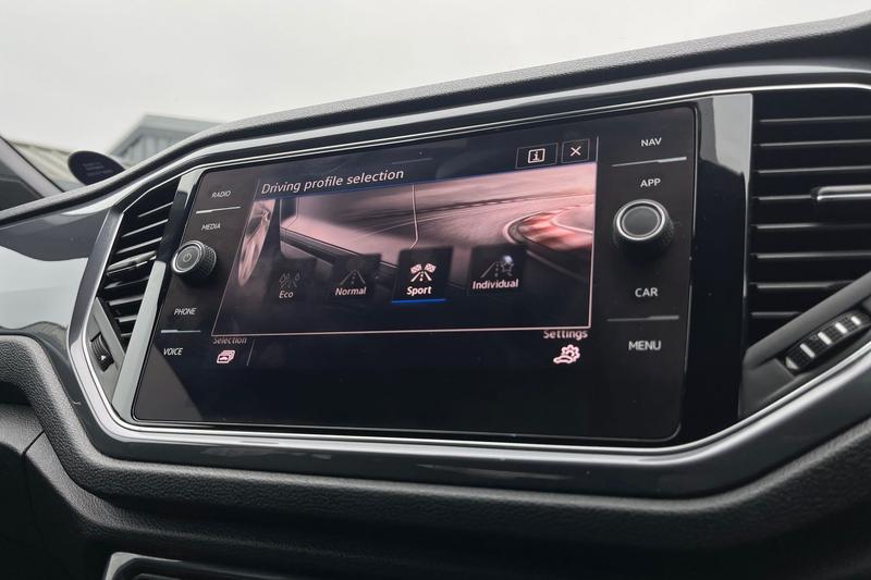 Used Volkswagen T-Roc 2021 for sale - 77427264: Photo 30