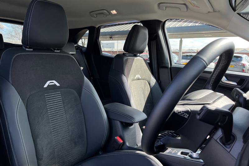 Used Ford Kuga 2024 for sale - 76616274: Photo 17