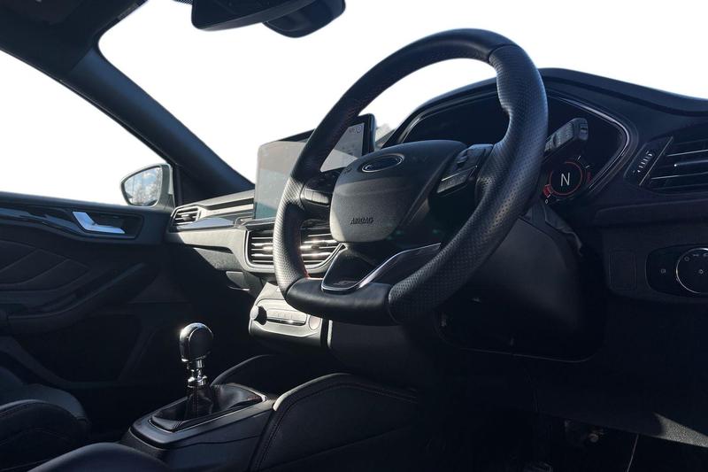 Used Ford Focus 2023 for sale - 77834415: Photo 9