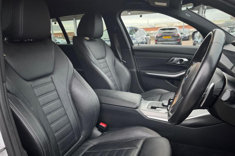 Used BMW 3 Series 2021 for sale - 76767139: Photo 17