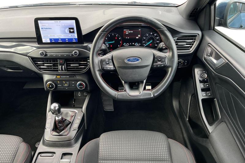 Used Ford Focus 2021 for sale - 76332646: Photo 11