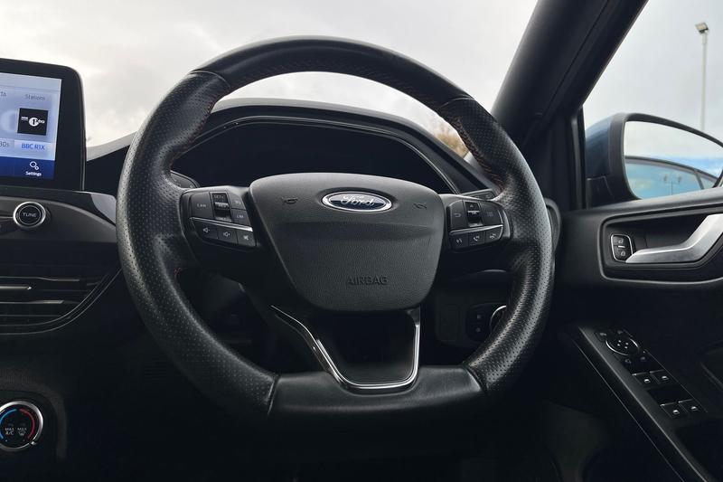 Used Ford Focus 2021 for sale - 76332646: Photo 12
