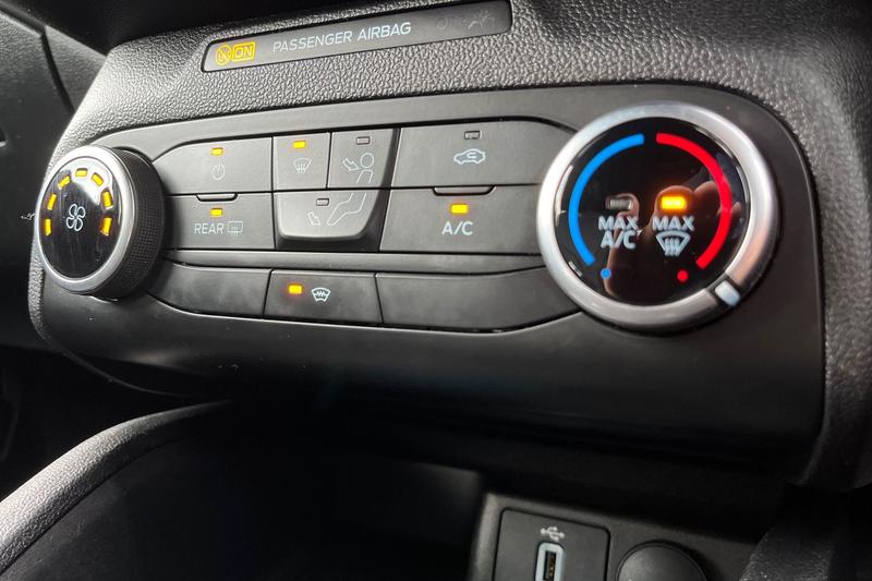Used Ford Focus 2021 for sale - 76332646: Photo 32