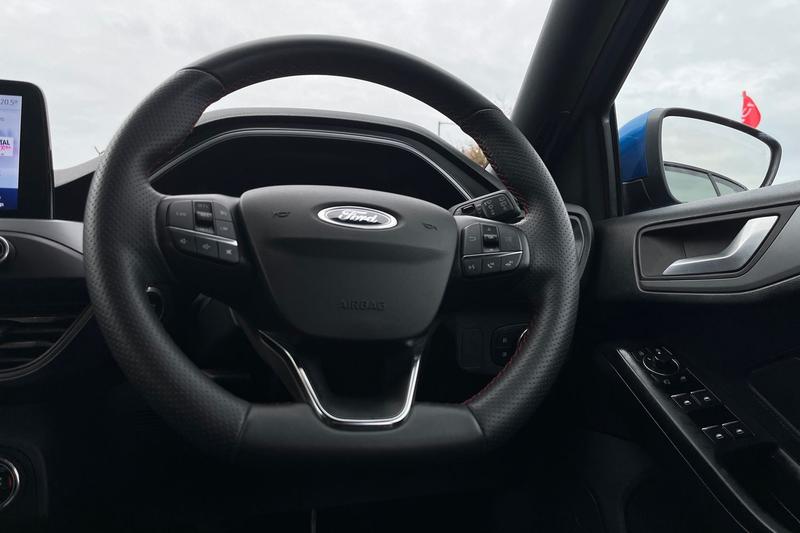 Used Ford Focus 2022 for sale - 76355525: Photo 12