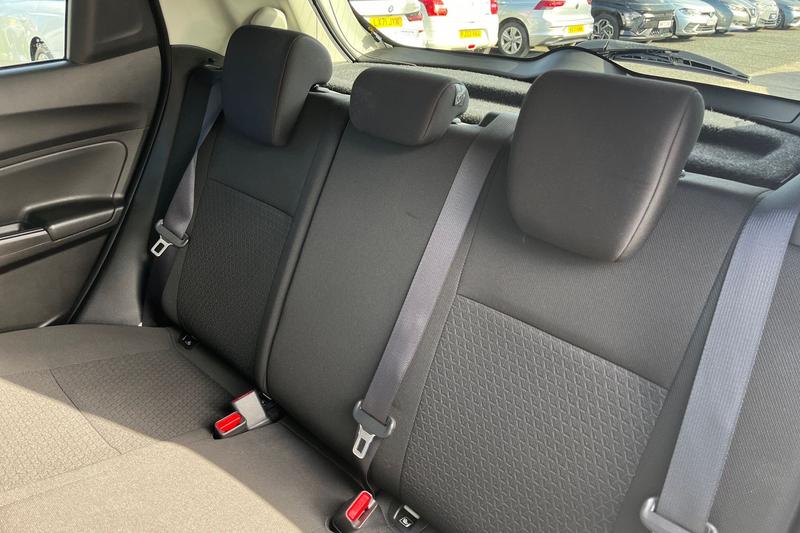 Used Suzuki Swift 2017 for sale - 77918573: Photo 20