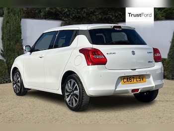 Used Suzuki Swift 2017 for sale - 77918573: Photo