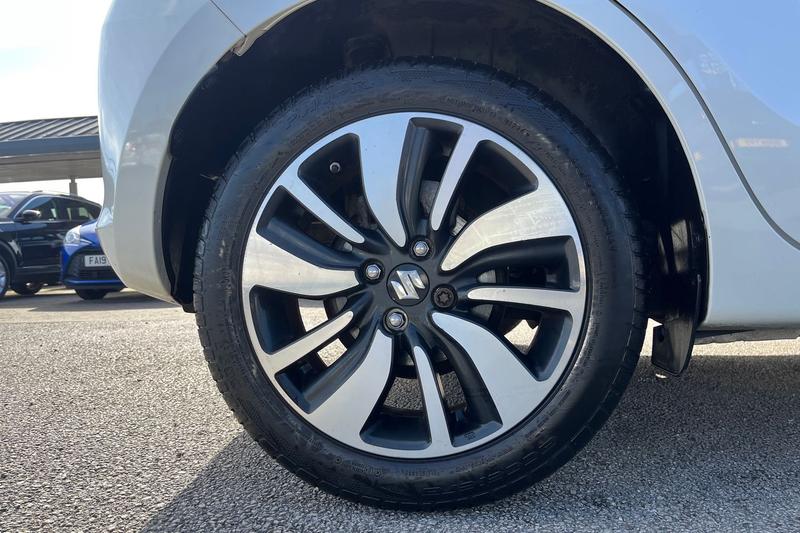 Used Suzuki Swift 2017 for sale - 77918573: Photo 8