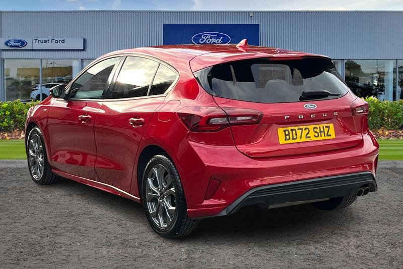 Used Ford Focus 2023 for sale - 76139585: Photo 2