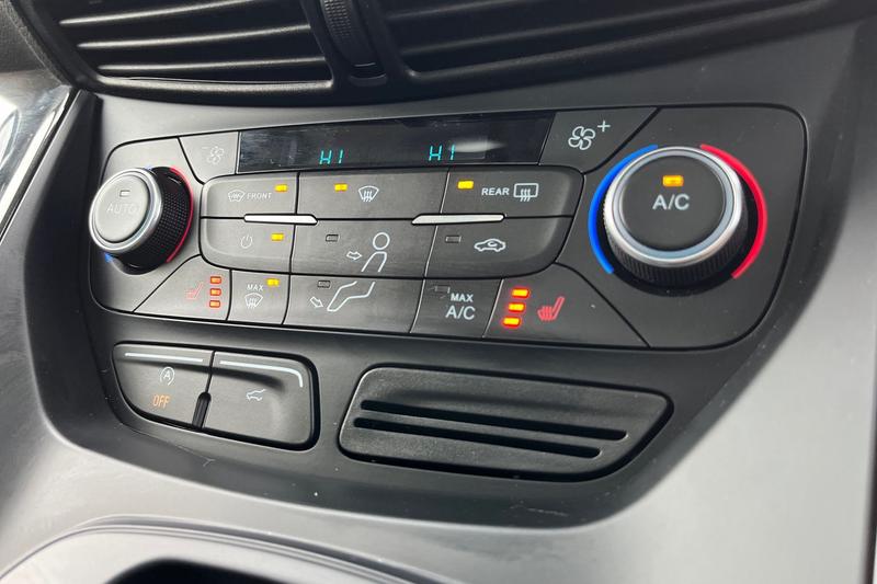 Used Ford Kuga 2019 for sale - 75969395: Photo 32