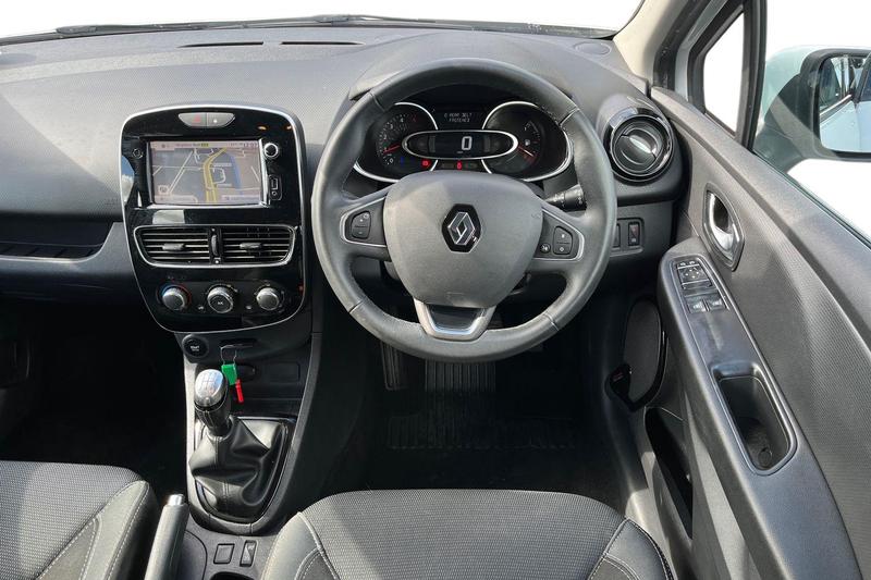Used Renault Clio 2016 for sale - 75922519: Photo 11