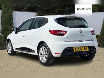 Used Renault Clio 2016 for sale - 75922519: Photo 2