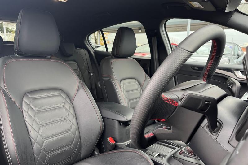 Used Ford Focus 2023 for sale - 76670095: Photo 17