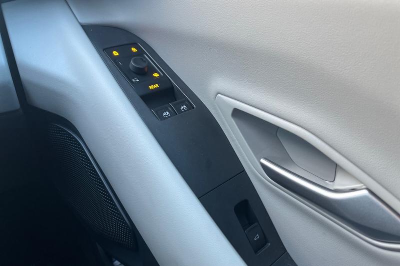 Used Ford Explorer 2025 for sale - 78153048: Photo 16