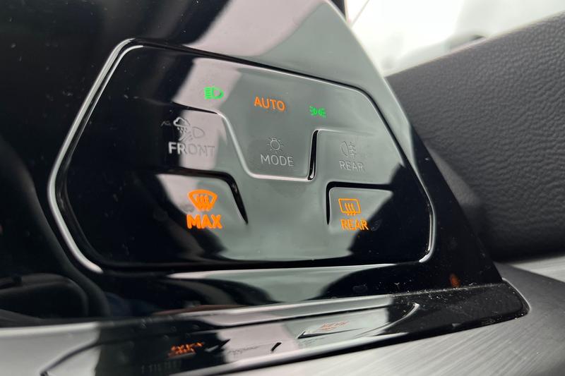 Used Volkswagen Golf for sale - 76803415: Photo 24