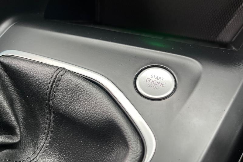 Used Volkswagen Golf for sale - 76803415: Photo 34