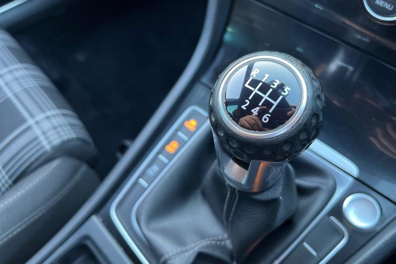 Used Volkswagen Golf 2016 for sale - 77088129: Photo 35