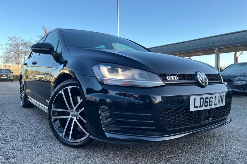 Used Volkswagen Golf 2016 for sale - 77088129: Photo 37