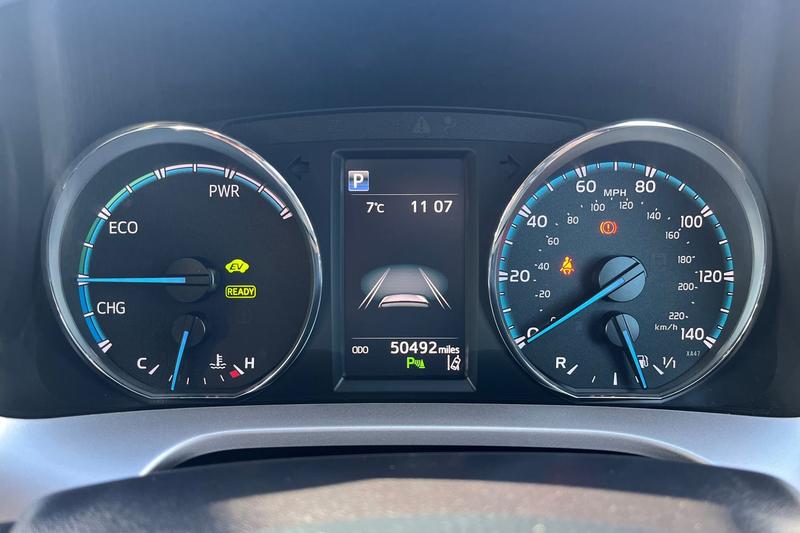 Used Toyota RAV4 2018 for sale - 76782193: Photo 13