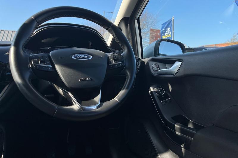 Used Ford Fiesta 2017 for sale - 77746766: Photo 12