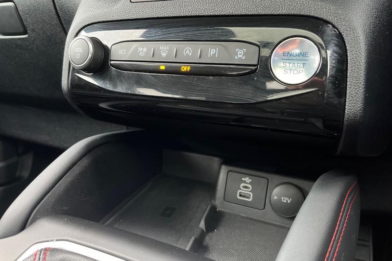 Used Ford Kuga 2025 for sale - 77529078: Photo 35