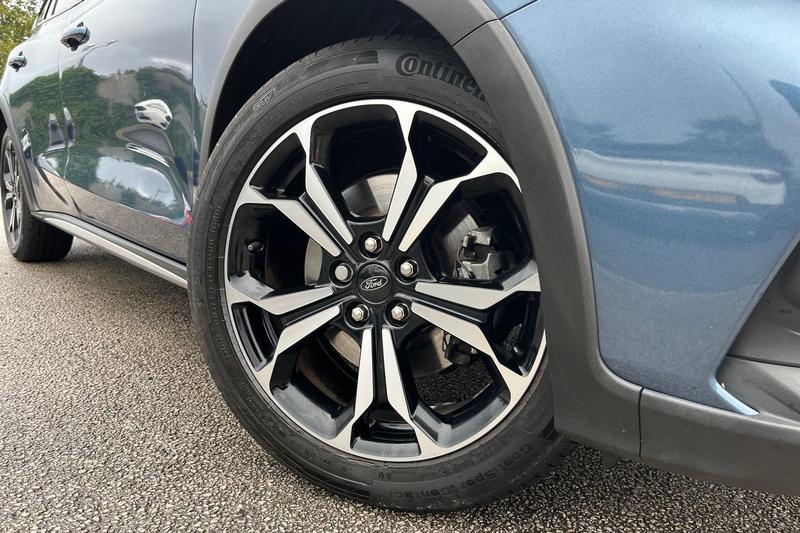 Used Ford Focus 2020 for sale - 76382110: Photo 8