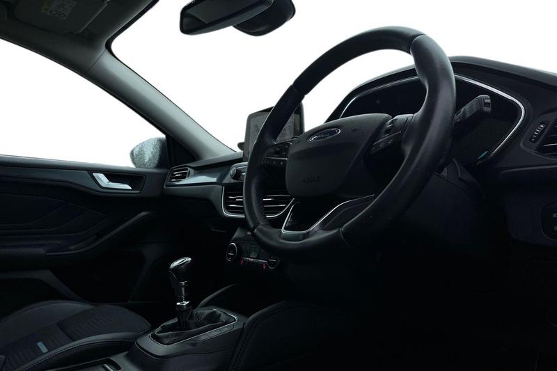 Used Ford Focus 2020 for sale - 76382110: Photo 9