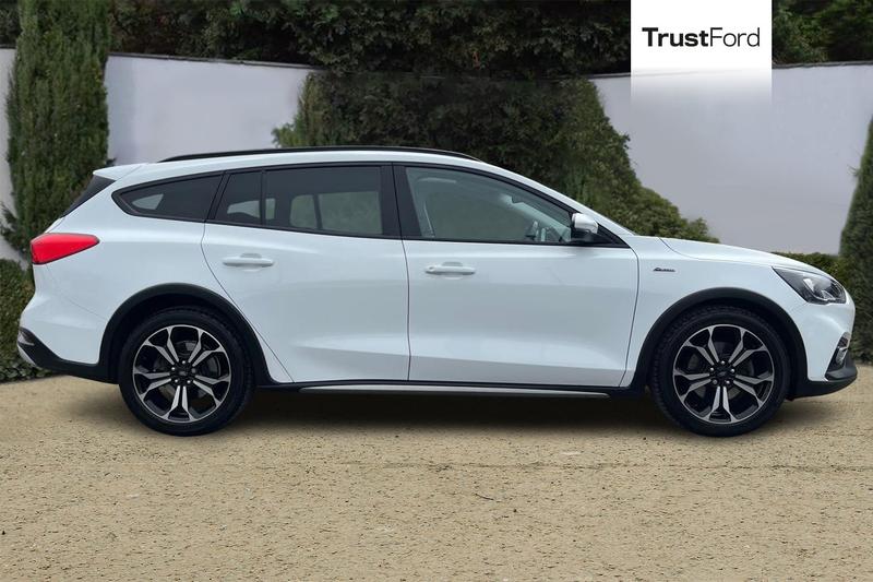 Used Ford Focus 2020 for sale - 77619942: Photo 3