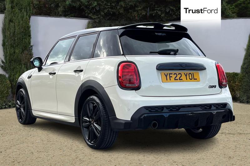 Used MINI Hatch 2022 for sale - 76064659: Photo 2