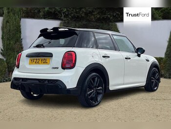 Used MINI Hatch 2022 for sale - 76064659: Photo