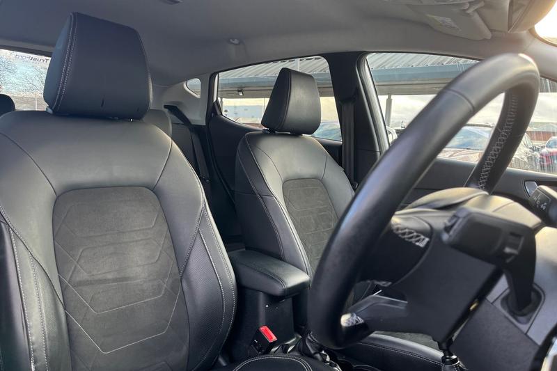 Used Ford Fiesta for sale - 77261135: Photo 17