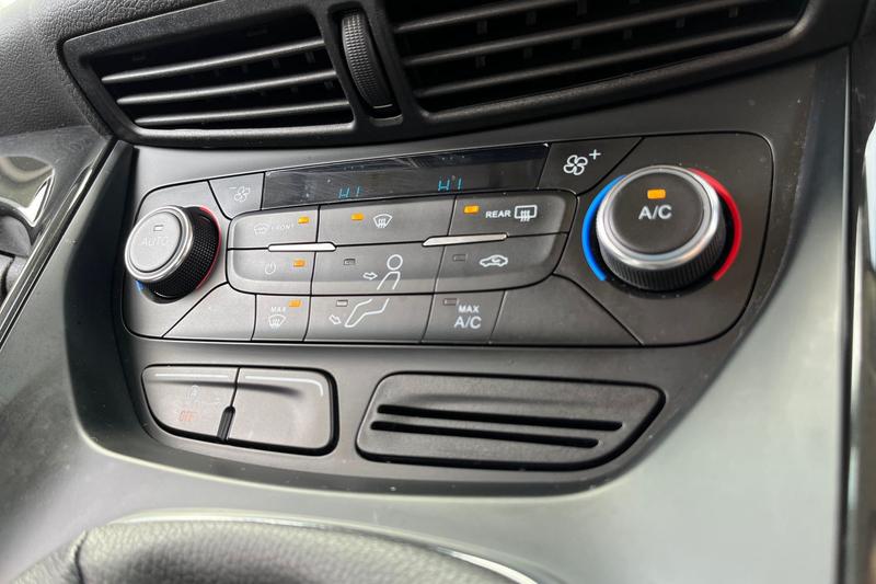 Used Ford Kuga 2018 for sale - 77672560: Photo 32